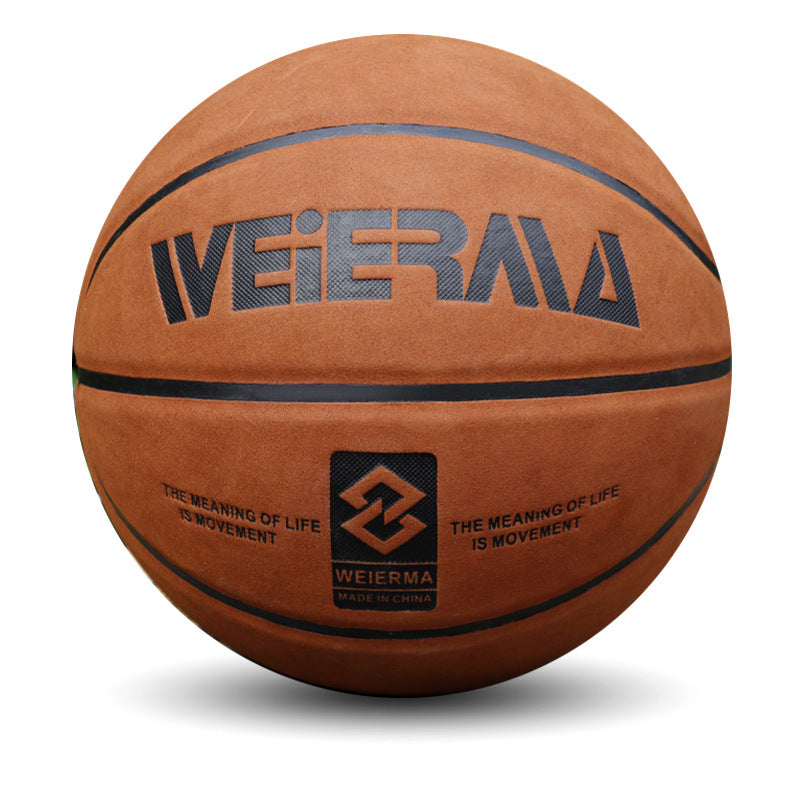 Ballon de basket en cuir taille adulte gravé