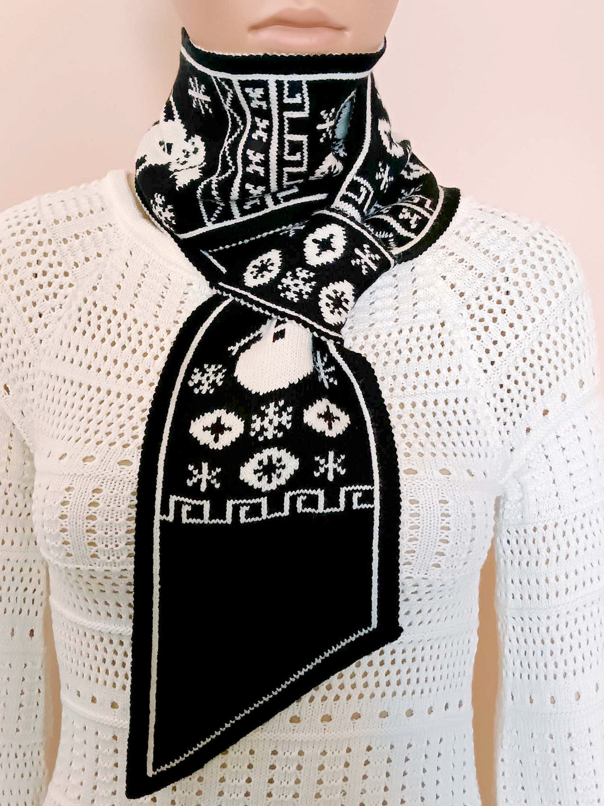 Écharpe-cravate en tricot