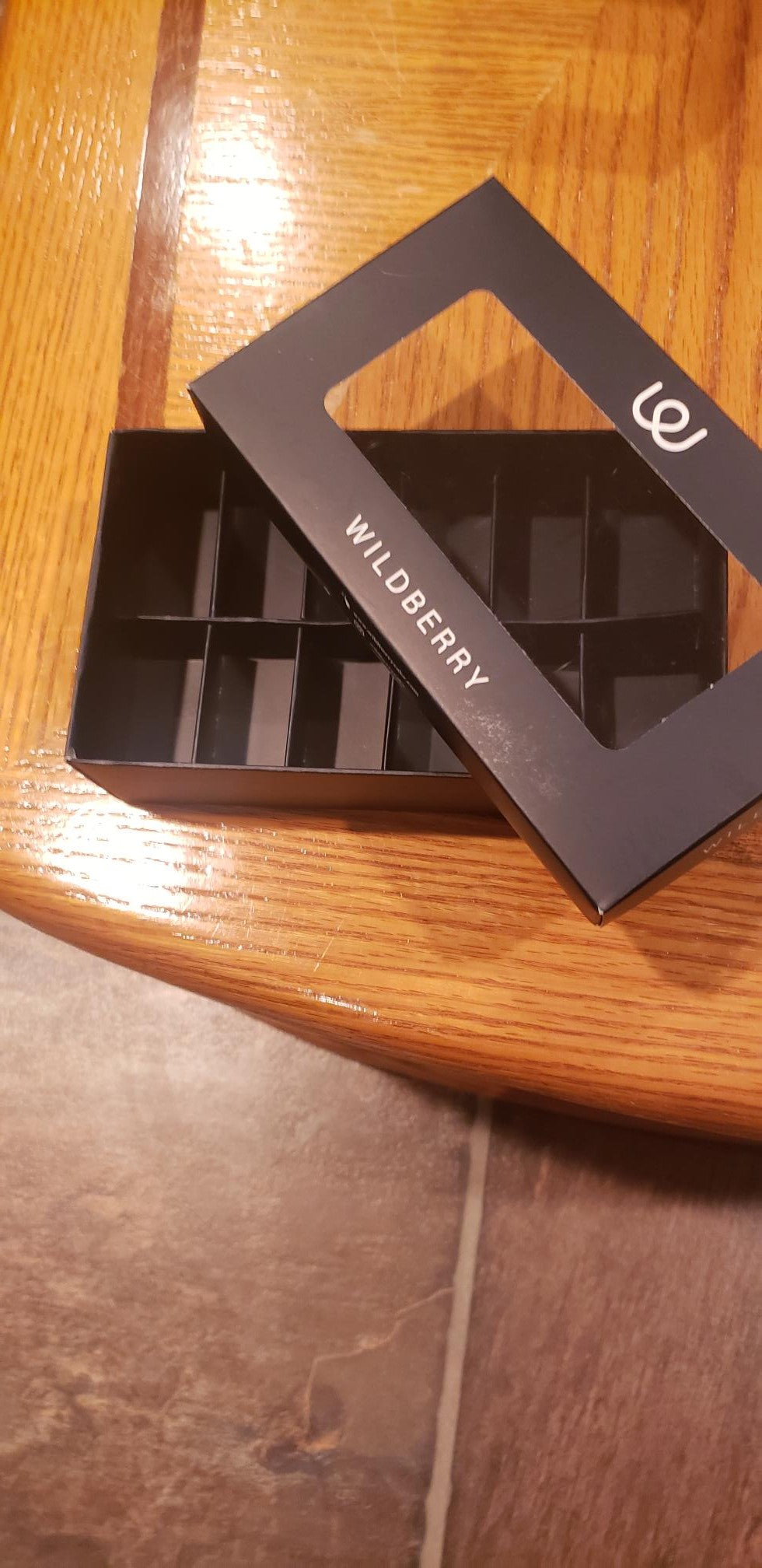 Boîte à macarons avec fenêtre transparente et 12 compartiments