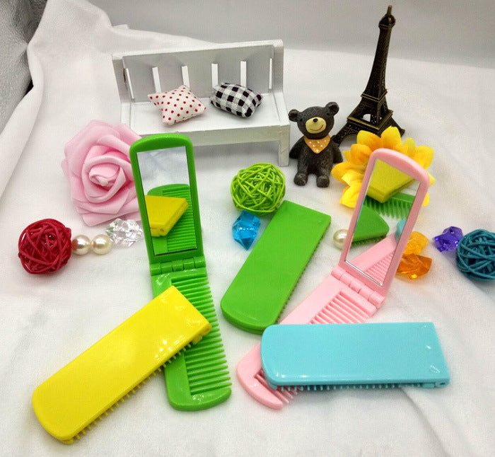Folding Comb With Mirror