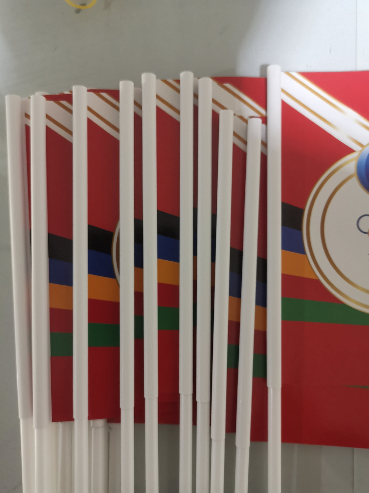 Petits drapeaux en papier