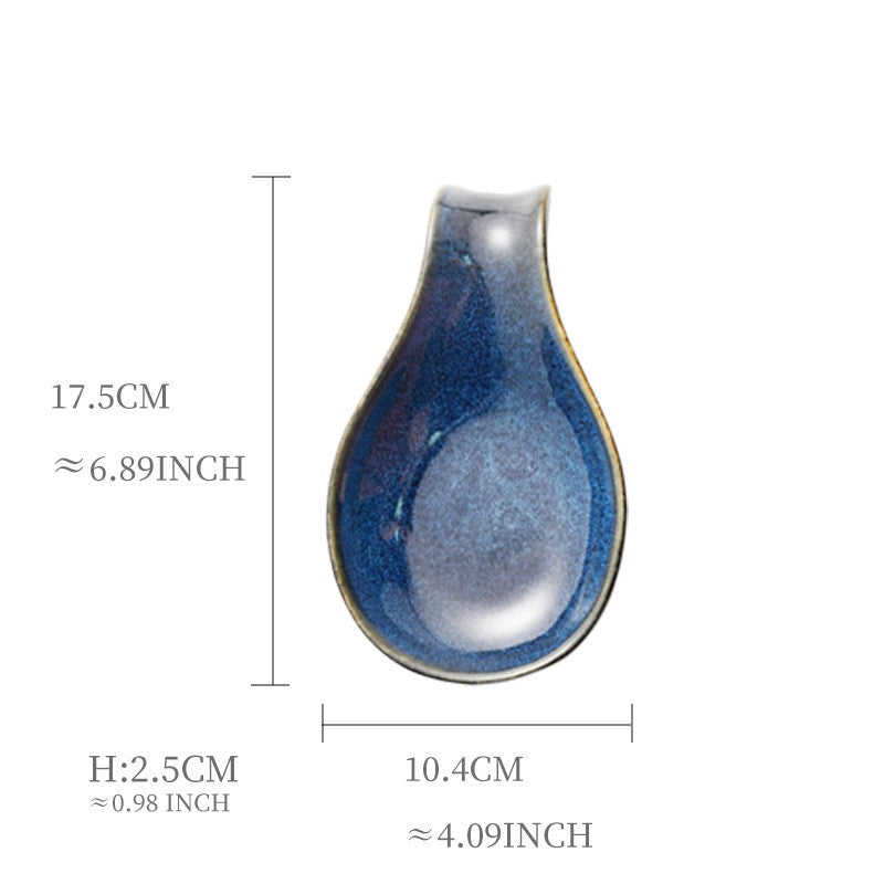 Repose-cuillère/plat en forme de cuillère