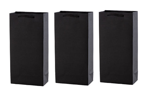 Deux sacs de vin rouge