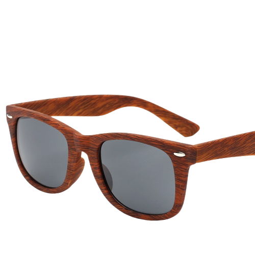 Lunettes de soleil en grain de bois