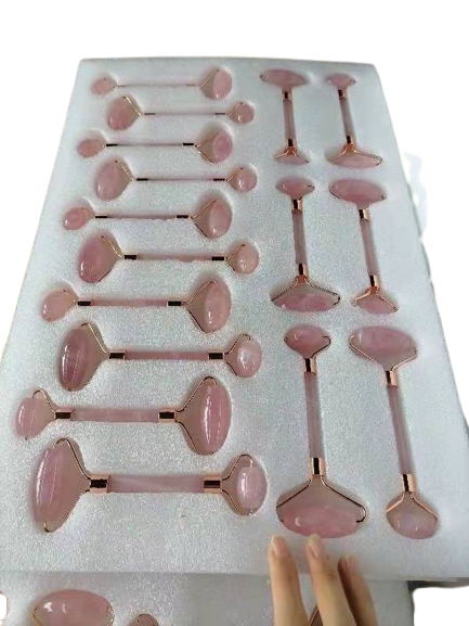 Planche de massage et de grattage