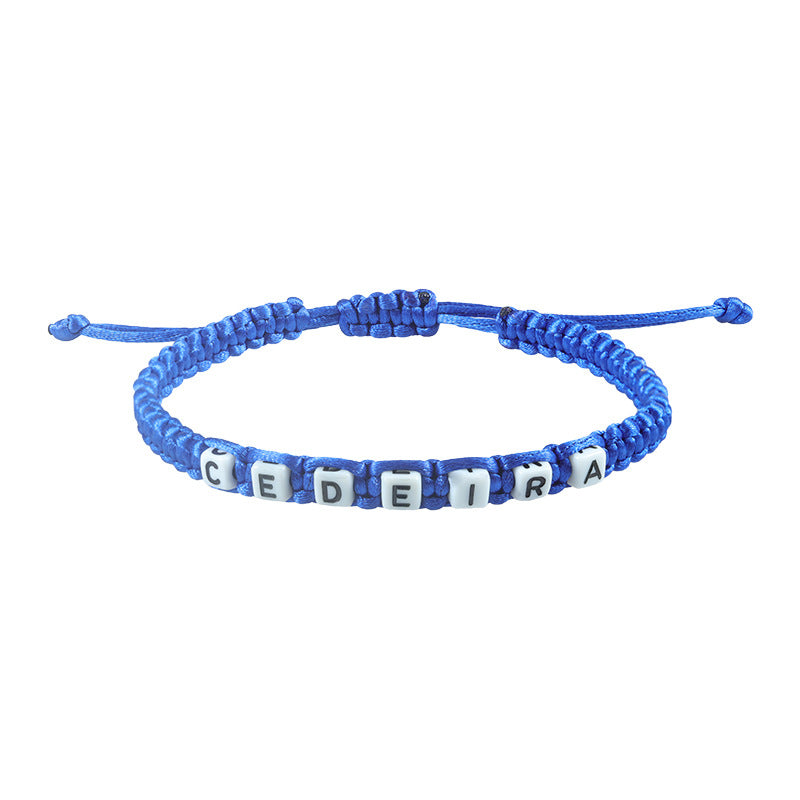 Bracelet tissé avec lettres