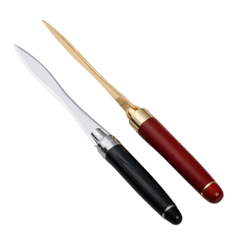 Ouvre-lettres à manche en bois