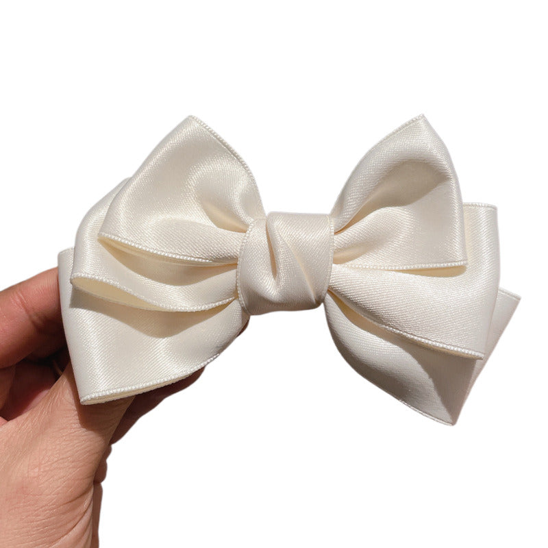 Pince à cheveux avec nœud