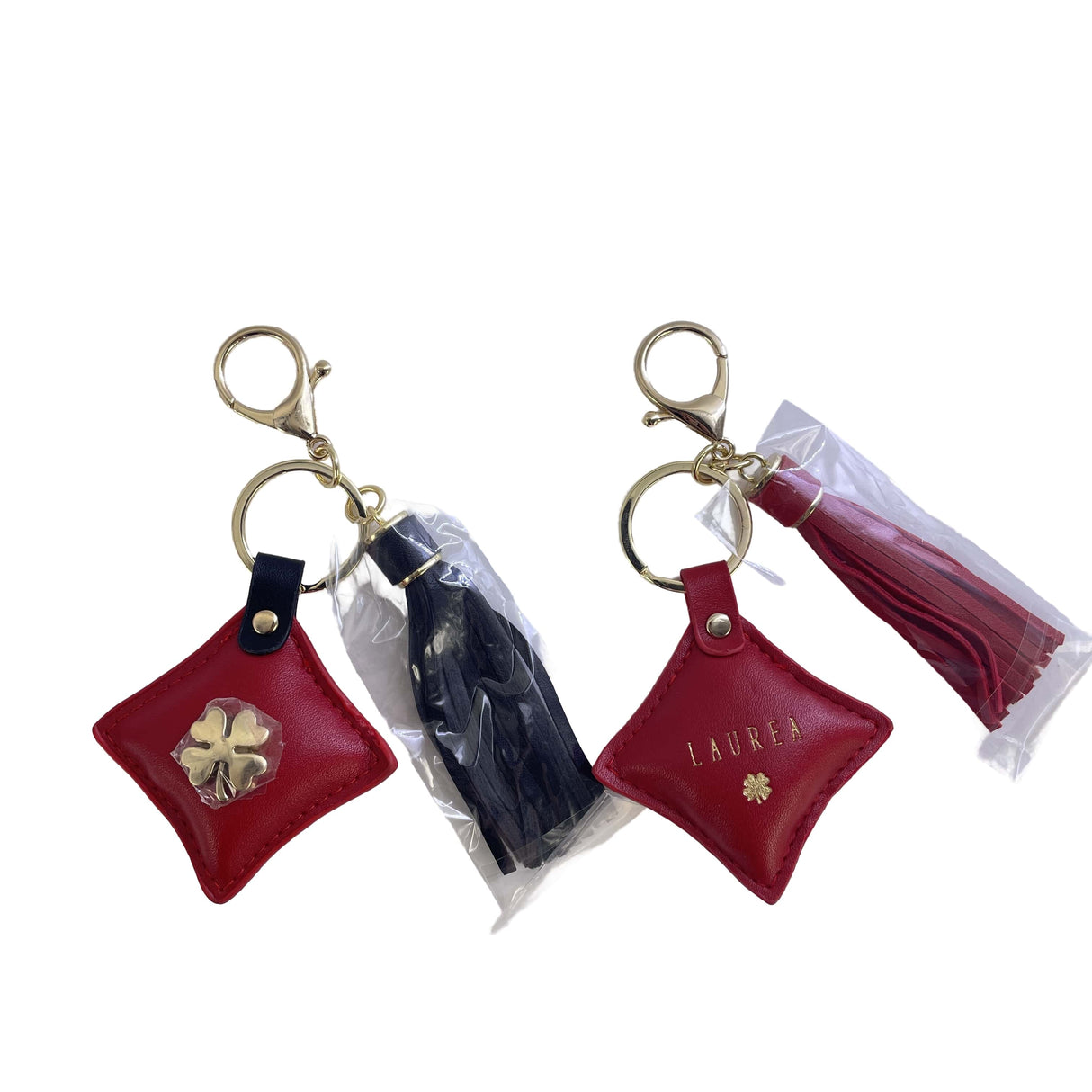 Porte-clés carré avec trèfle