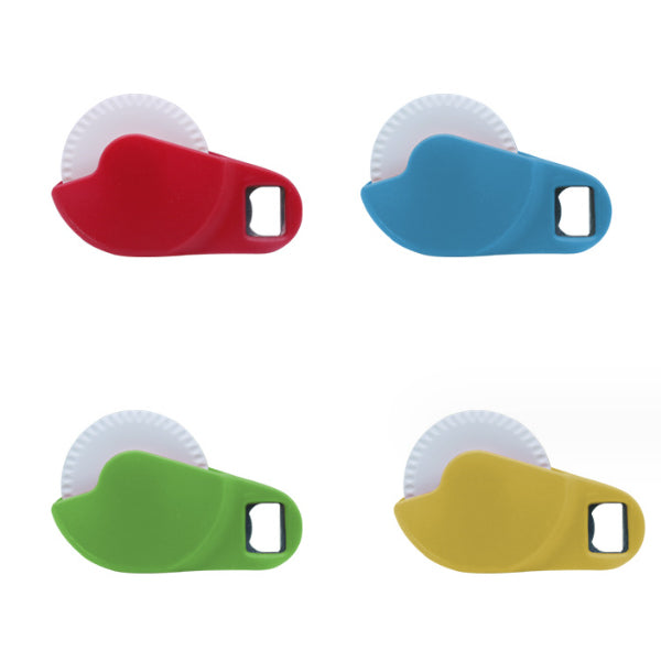 Grand coupe-pizza avec décapsuleur