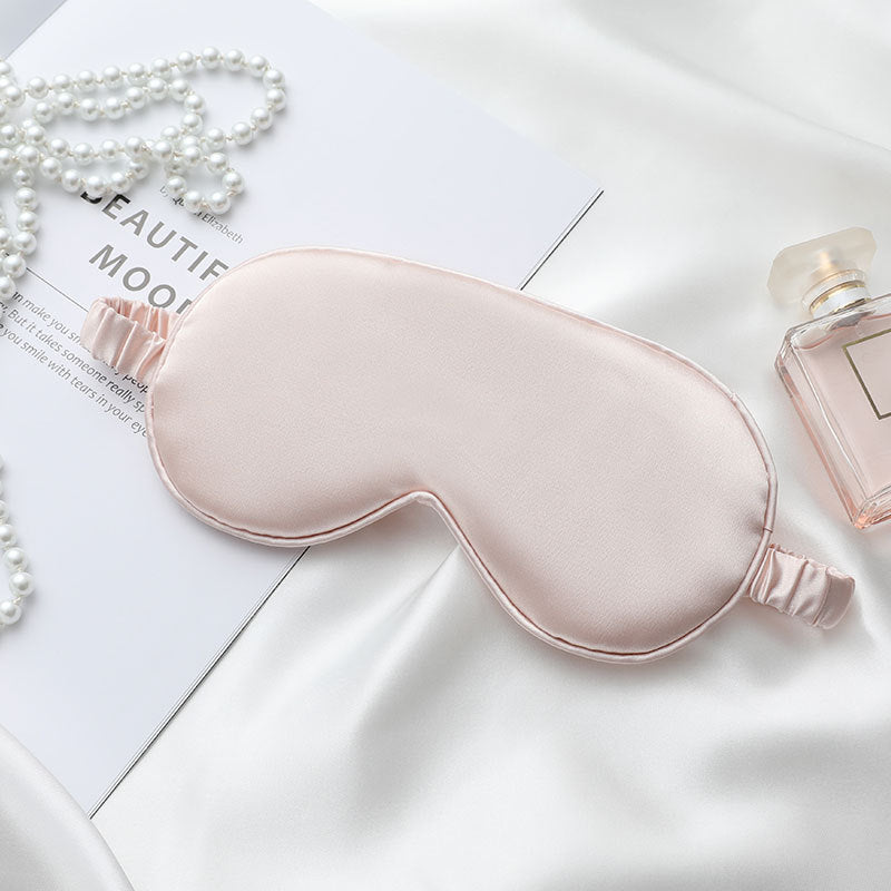 Masque de sommeil au toucher satiné