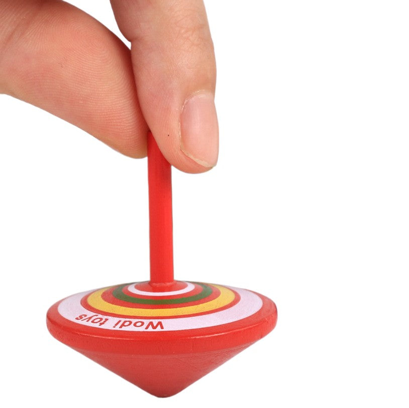 Toupies en bois peintes