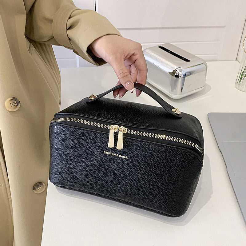 Trousse de maquillage de voyage pour ranger vos cosmétiques 