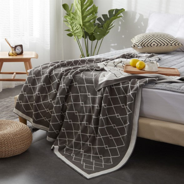 Couverture en fil tricoté 