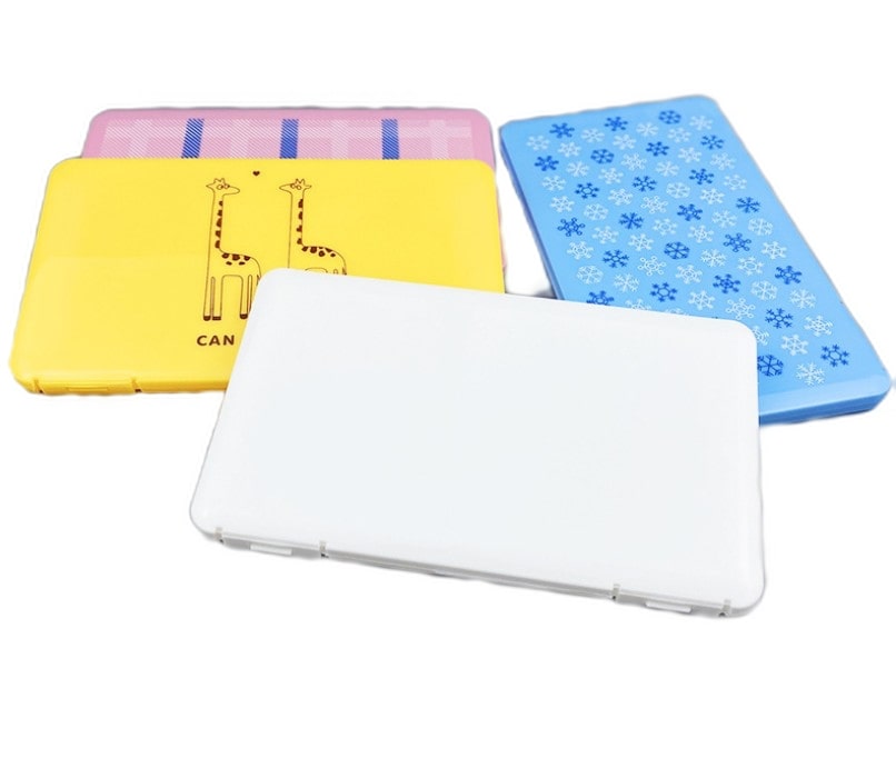 Étuis à masques faciaux 