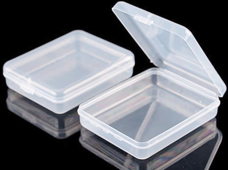 Étui en plastique pour masque facial 