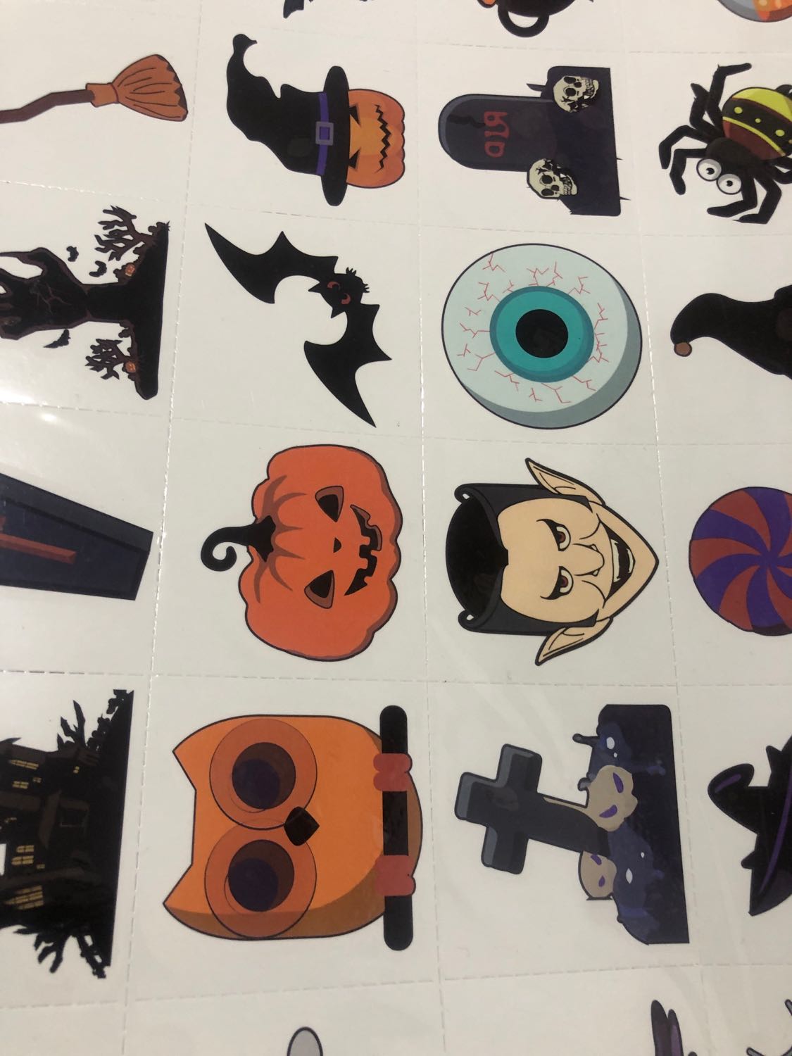 Tatouage temporaire résistant à l'eau 