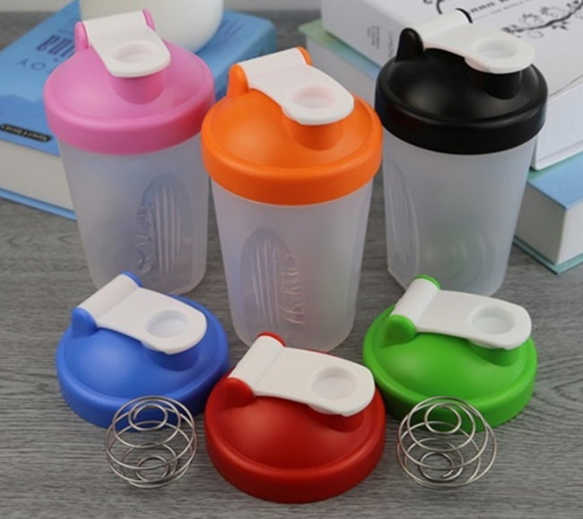 Shaker avec boule 