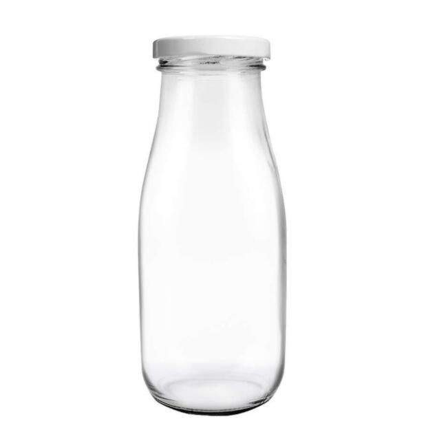 Bouteille en verre avec paille 