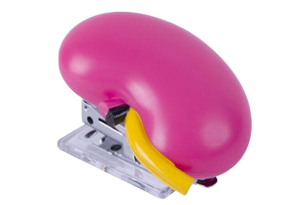 Agrafeuse en forme de rein 