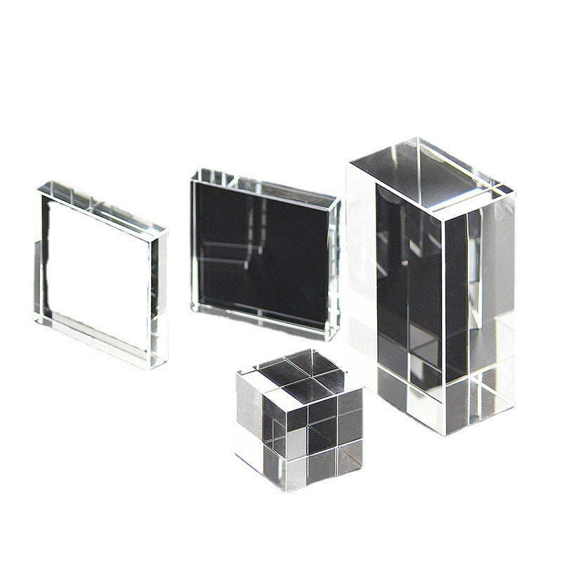 Pilier rectangulaire en verre 