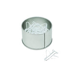 Boîte en fer blanc avec trombones en forme d'avion 