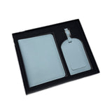 Coffret cadeau avec sac à passeport et étiquette de bagage 