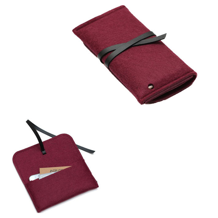 Sac en feutre avec bandoulière en cuir 