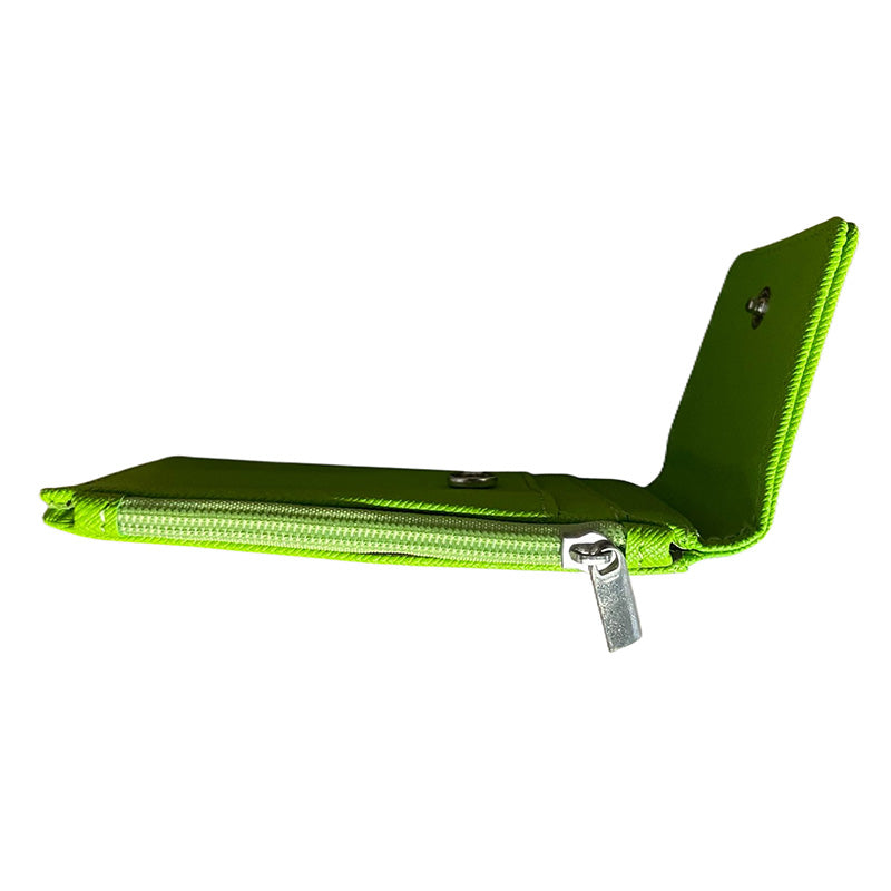 Porte-badge d'identification multifonctionnel 