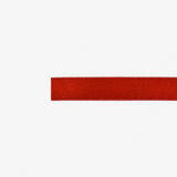 Couper des rubans de satin 