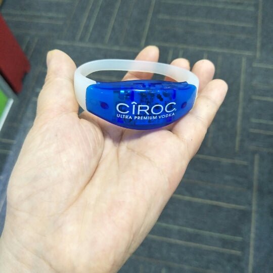 Led Wristband - Yorkn Inc✅