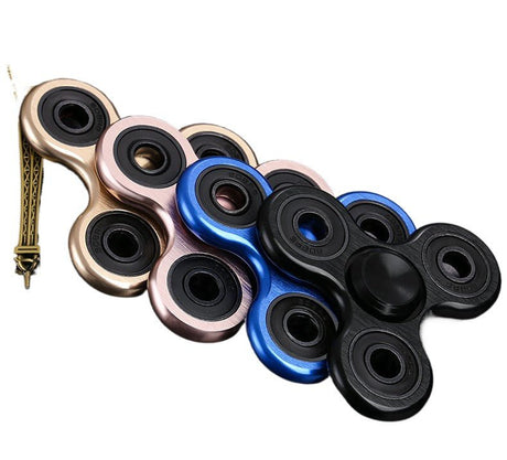 Metal - looking Fidget Spinner - Yorkn Inc✅
